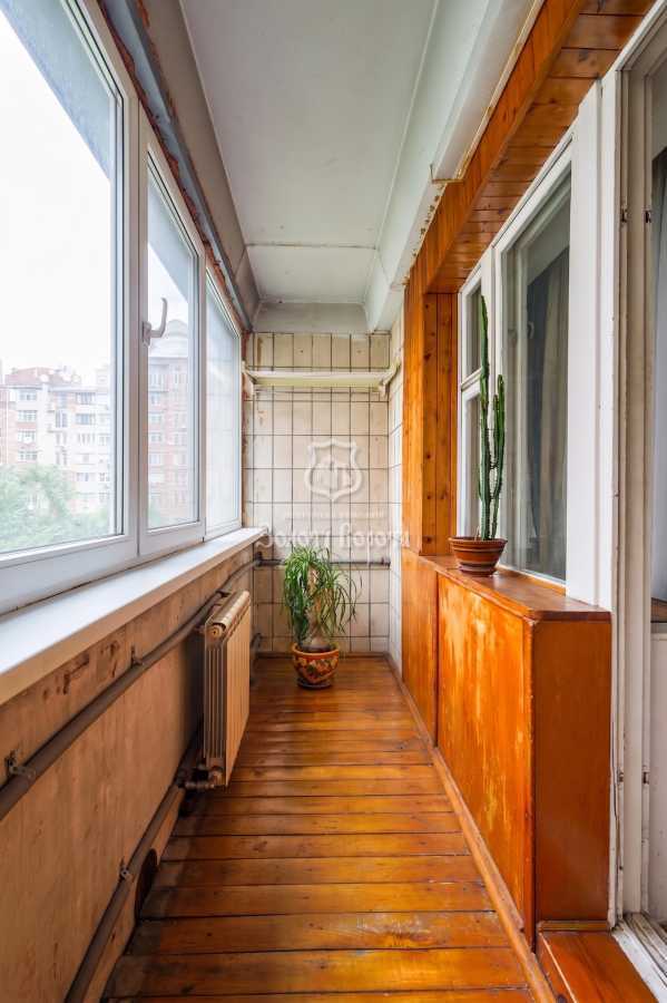 Продаж 2-кімнатної квартири 60.3 м², Золотоустівська вул., 4