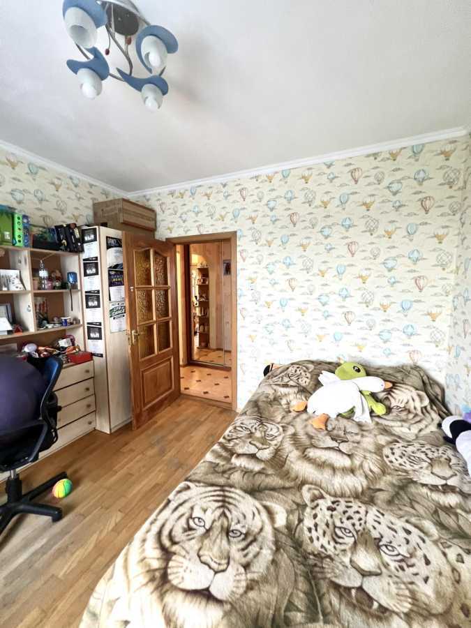 Продаж 2-кімнатної квартири 54 м², Йорданська вул., 1А