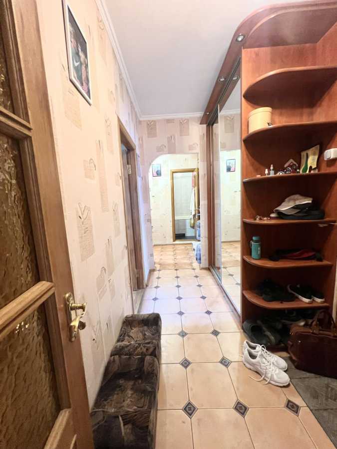 Продаж 2-кімнатної квартири 54 м², Йорданська вул., 1А