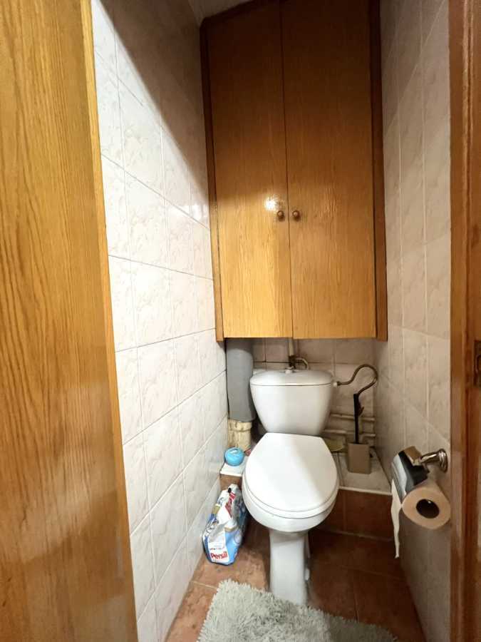 Продаж 2-кімнатної квартири 54 м², Йорданська вул., 1А