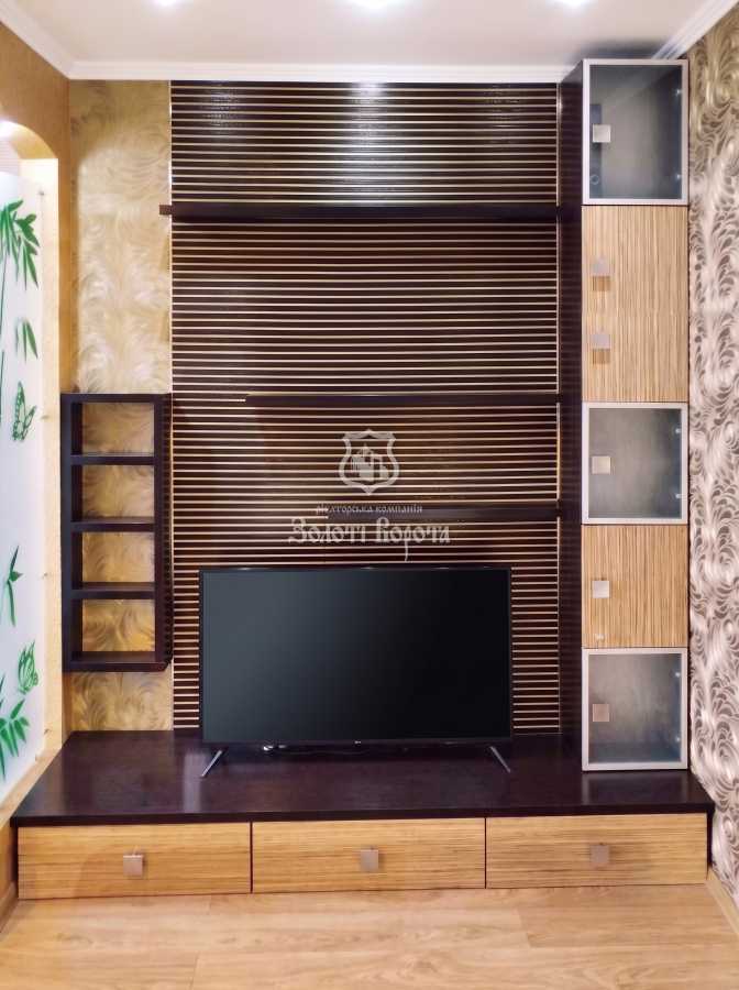Продаж 1-кімнатної квартири 61.2 м², Харківське шосе, 19А