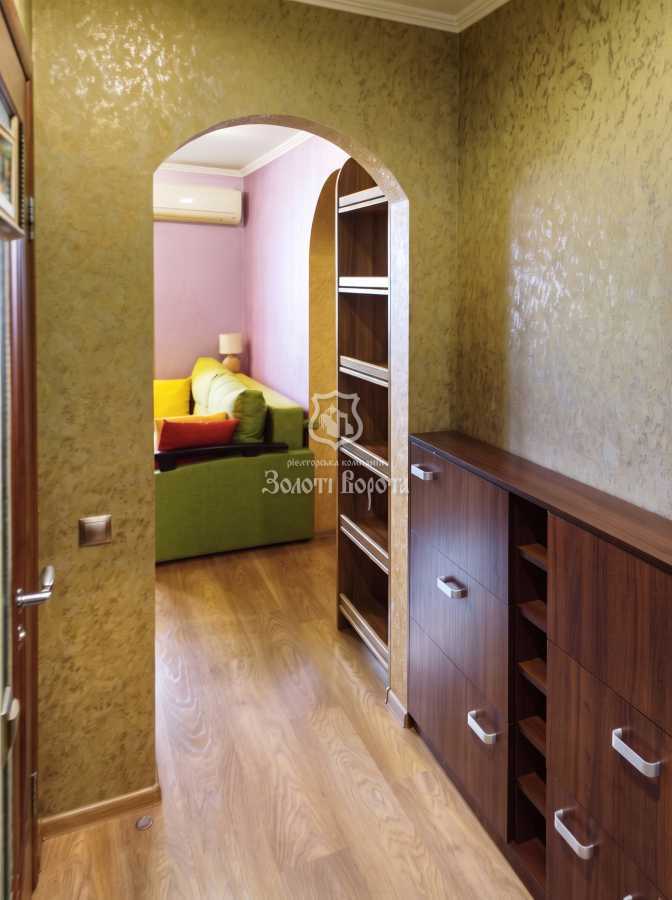 Продаж 1-кімнатної квартири 61.2 м², Харківське шосе, 19А