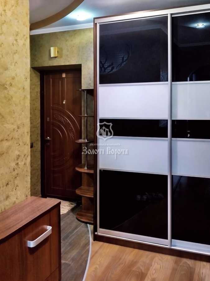 Продаж 1-кімнатної квартири 61.2 м², Харківське шосе, 19А