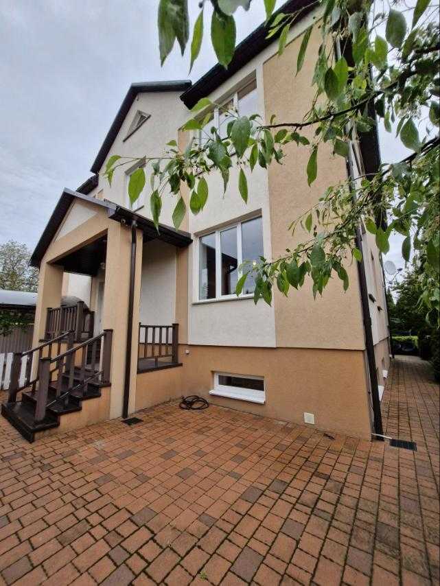 Продаж будинку 363 м², Берковецька вул.