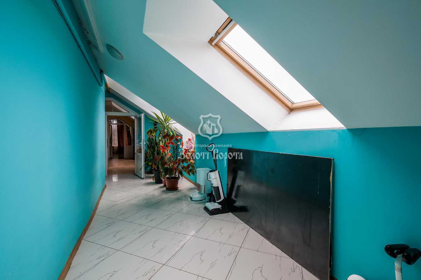 Продаж 3-кімнатної квартири 159.5 м², Абрикосовий пров., 9