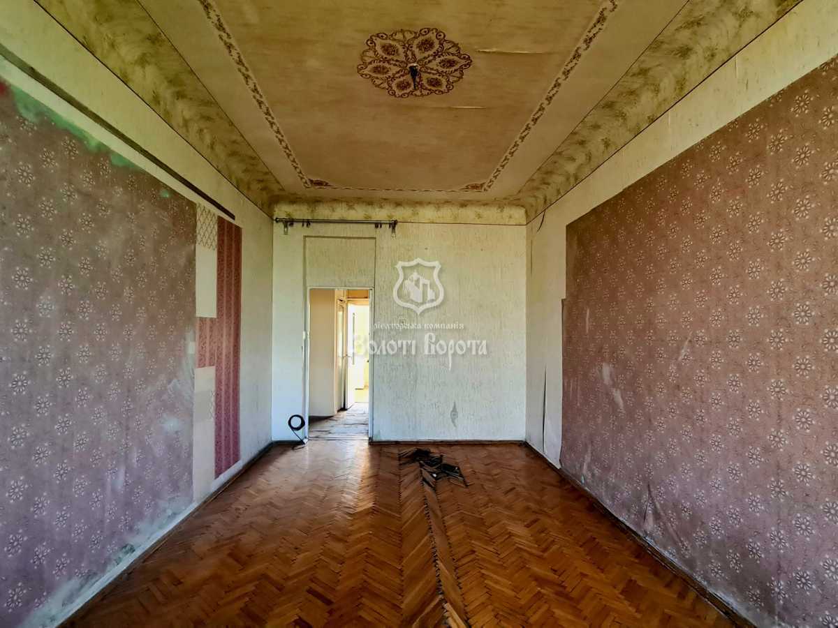 Продаж 3-кімнатної квартири 70.3 м², Івана Світличного вул., 6