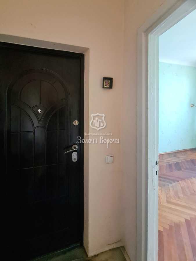 Продаж 3-кімнатної квартири 70.3 м², Івана Світличного вул., 6