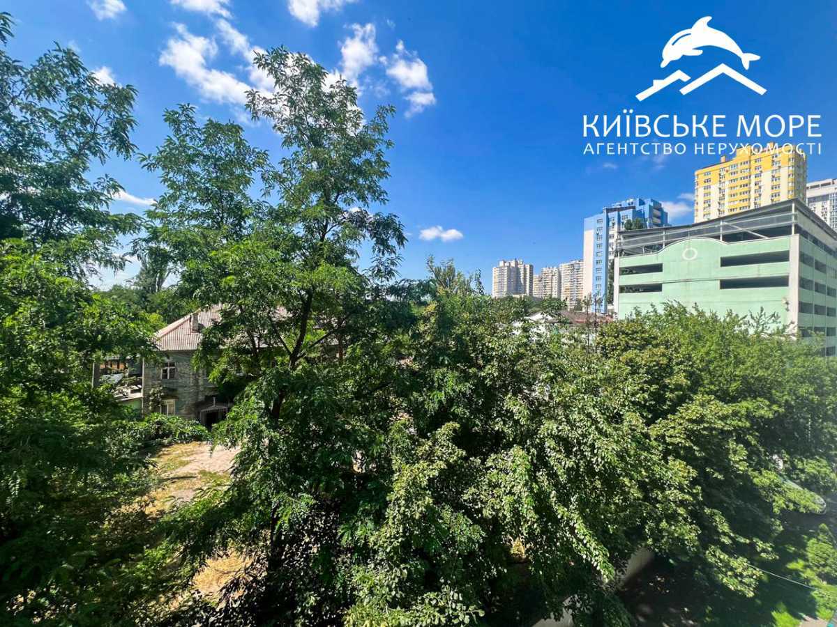 Аренда 1-комнатной квартиры 52 м², Воскресенская ул., 12А
