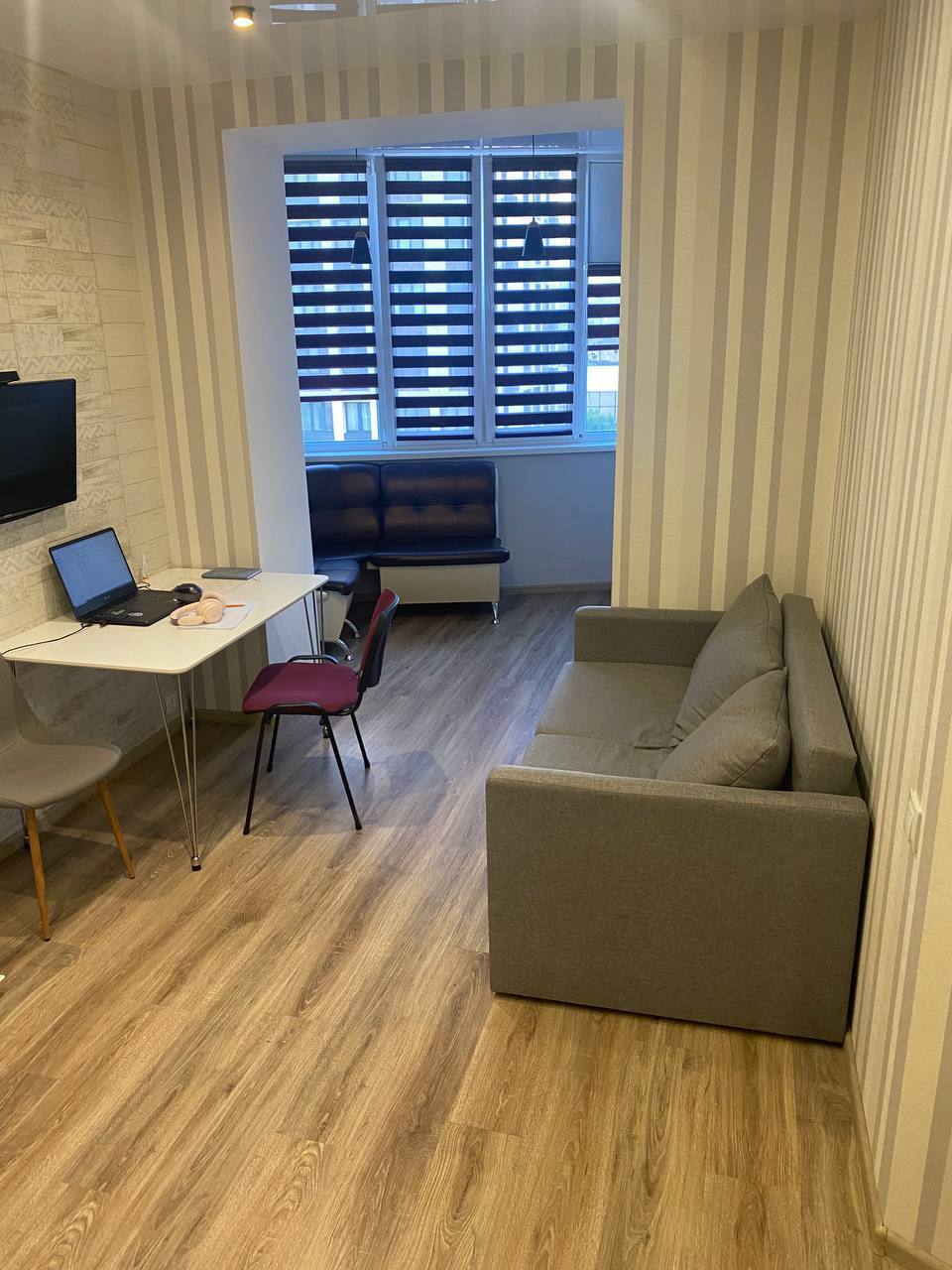 Оренда 2-кімнатної квартири 55 м², Набережна Перемоги вул.