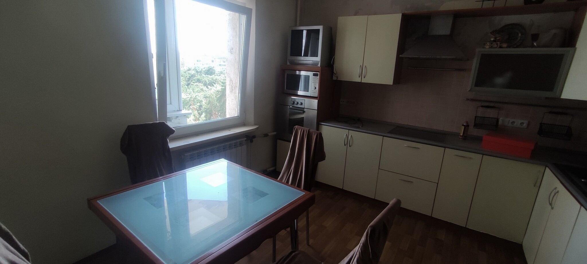 Аренда 3-комнатной квартиры 90 м², Милютенко ул., 17