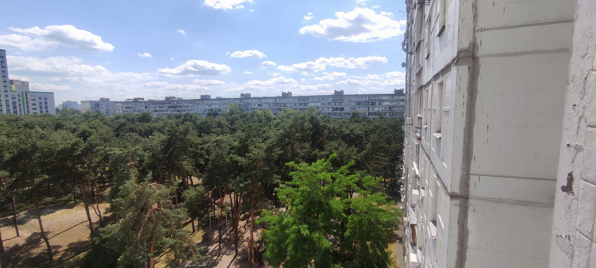 Аренда 3-комнатной квартиры 90 м², Милютенко ул., 17