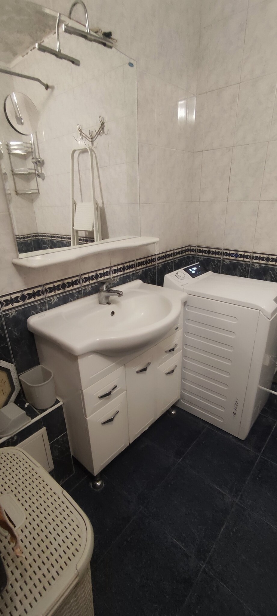 Аренда 3-комнатной квартиры 90 м², Милютенко ул., 17