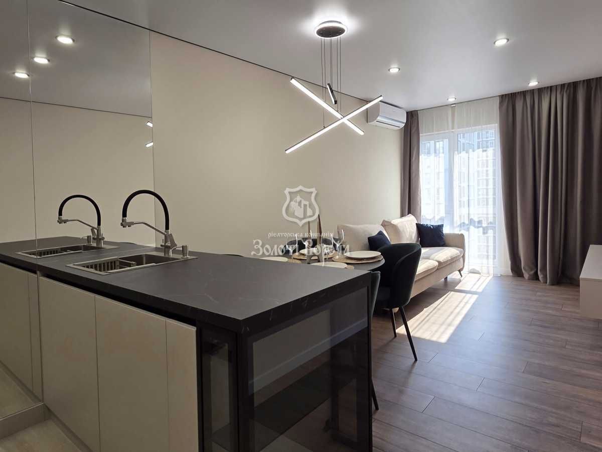Продаж 2-кімнатної квартири 60 м², Михайла Максимовича вул., 24г