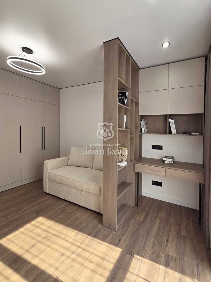 Продаж 2-кімнатної квартири 60 м², Михайла Максимовича вул., 24г