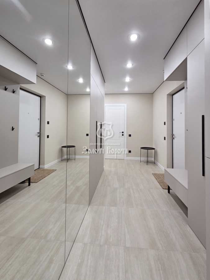 Продаж 2-кімнатної квартири 60 м², Михайла Максимовича вул., 24г
