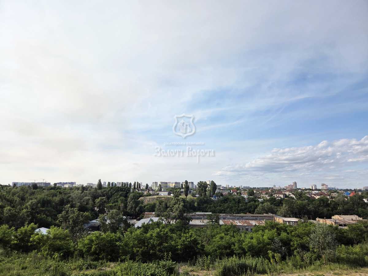 Продаж 2-кімнатної квартири 60 м², Михайла Максимовича вул., 24г