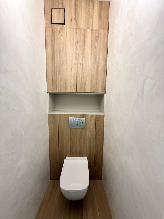 Продаж 2-кімнатної квартири 64 м², Чорновола вул., 17