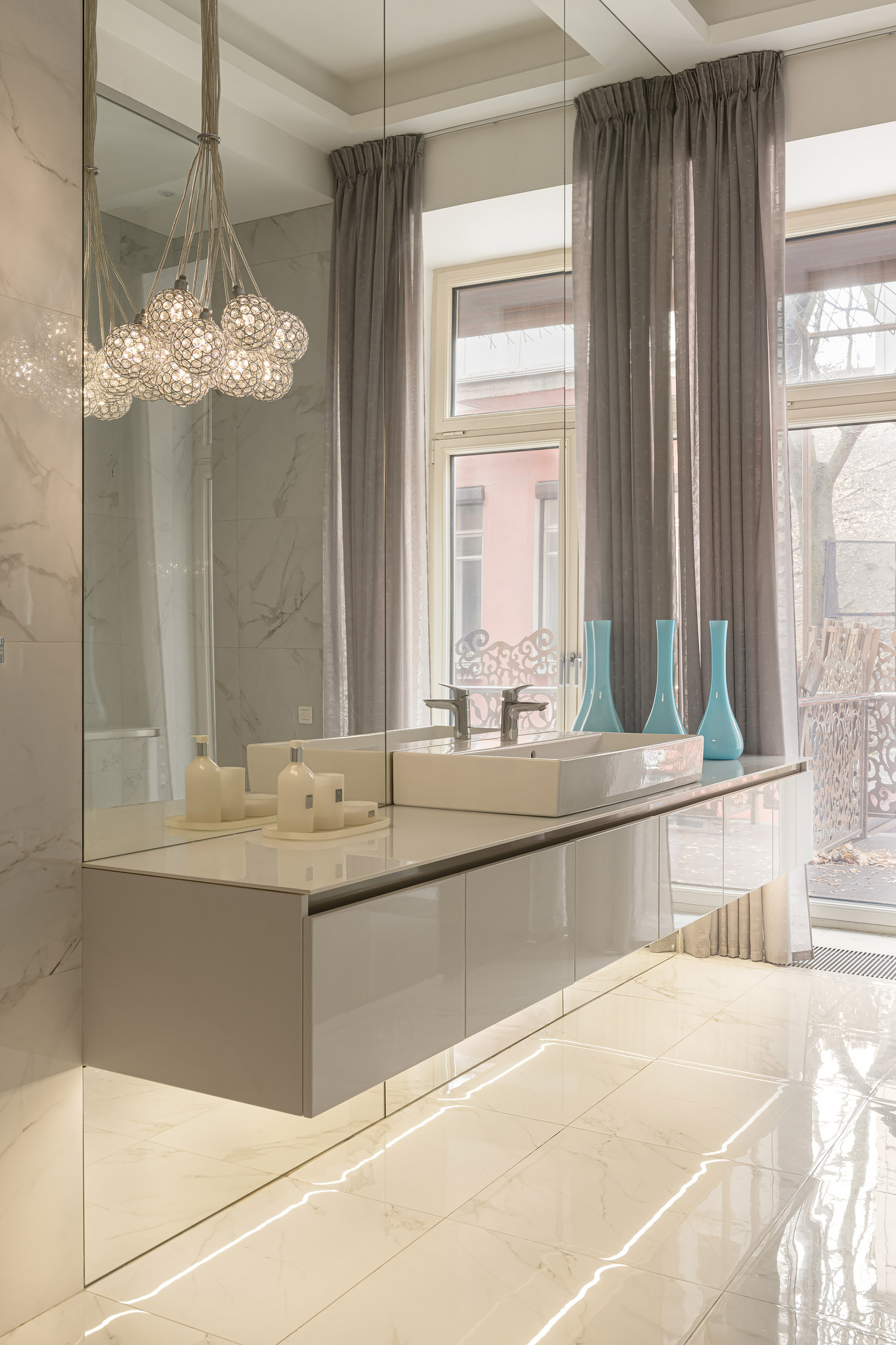 Продажа 5-комнатной квартиры 320 м², Архитектора Городецкого ул., 11А