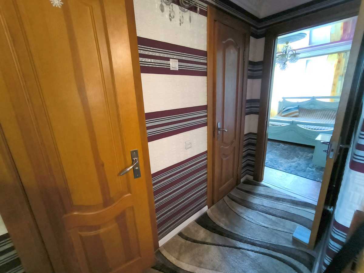 Продажа 2-комнатной квартиры 49.5 м², комсомольська, 2