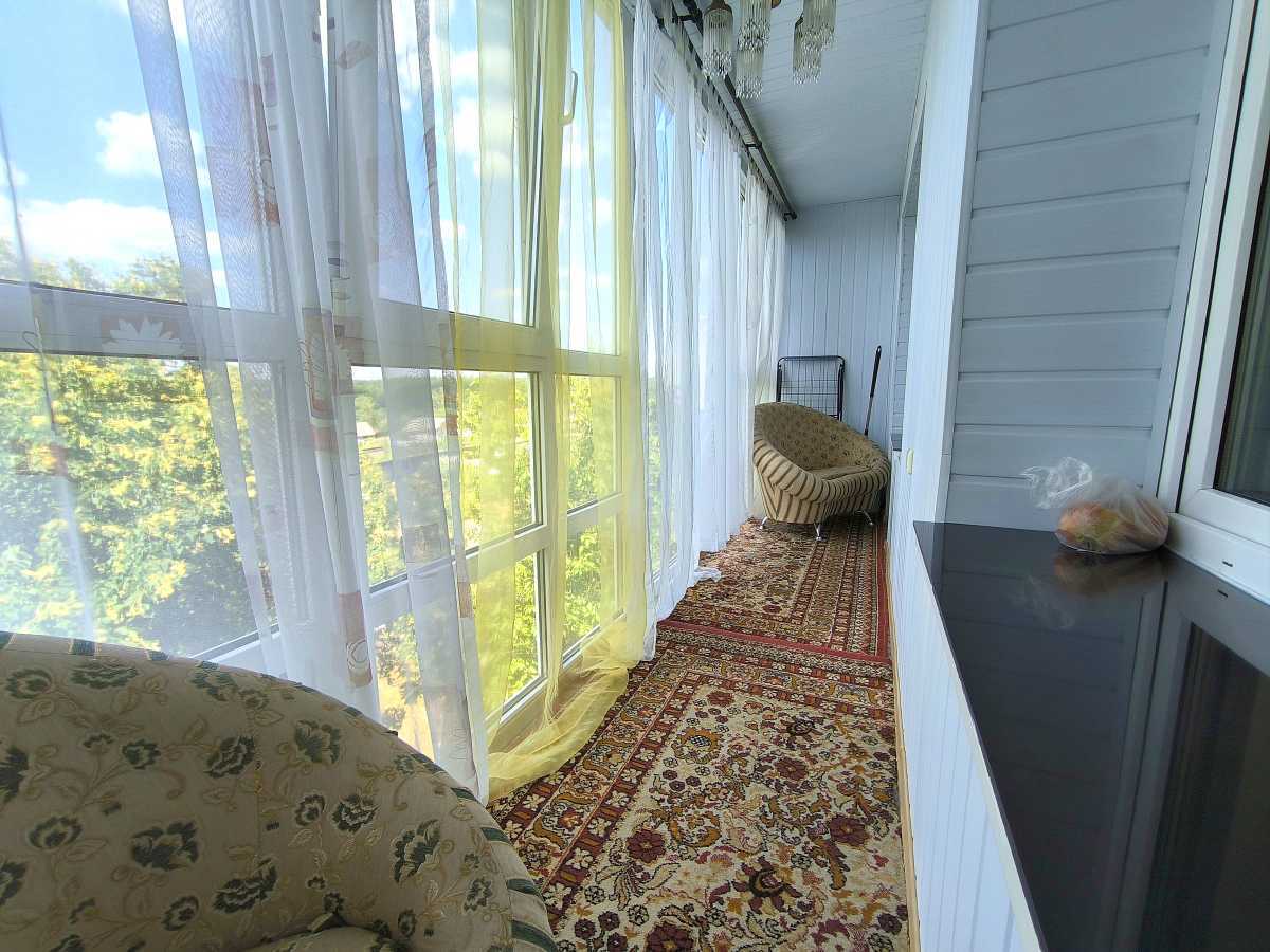 Продажа 2-комнатной квартиры 49.5 м², комсомольська, 2