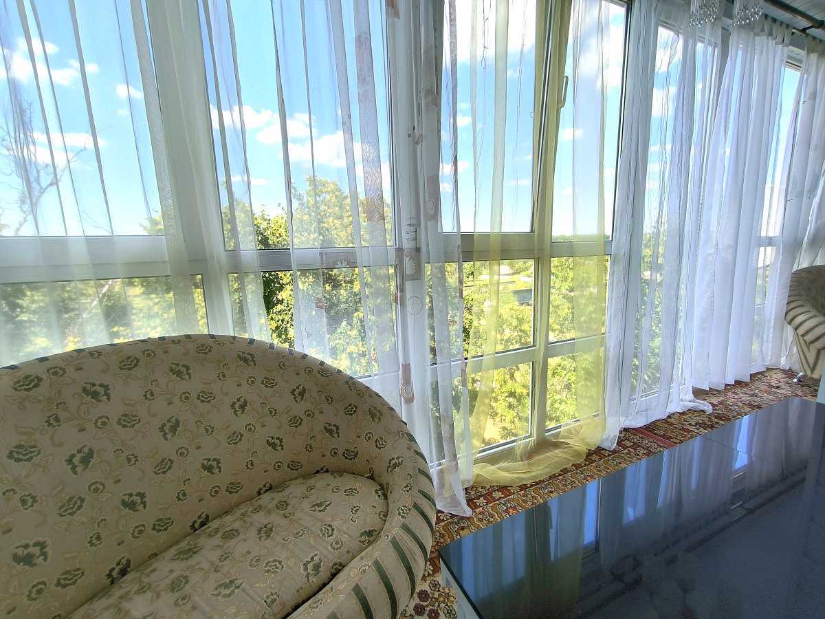 Продажа 2-комнатной квартиры 49.5 м², комсомольська, 2