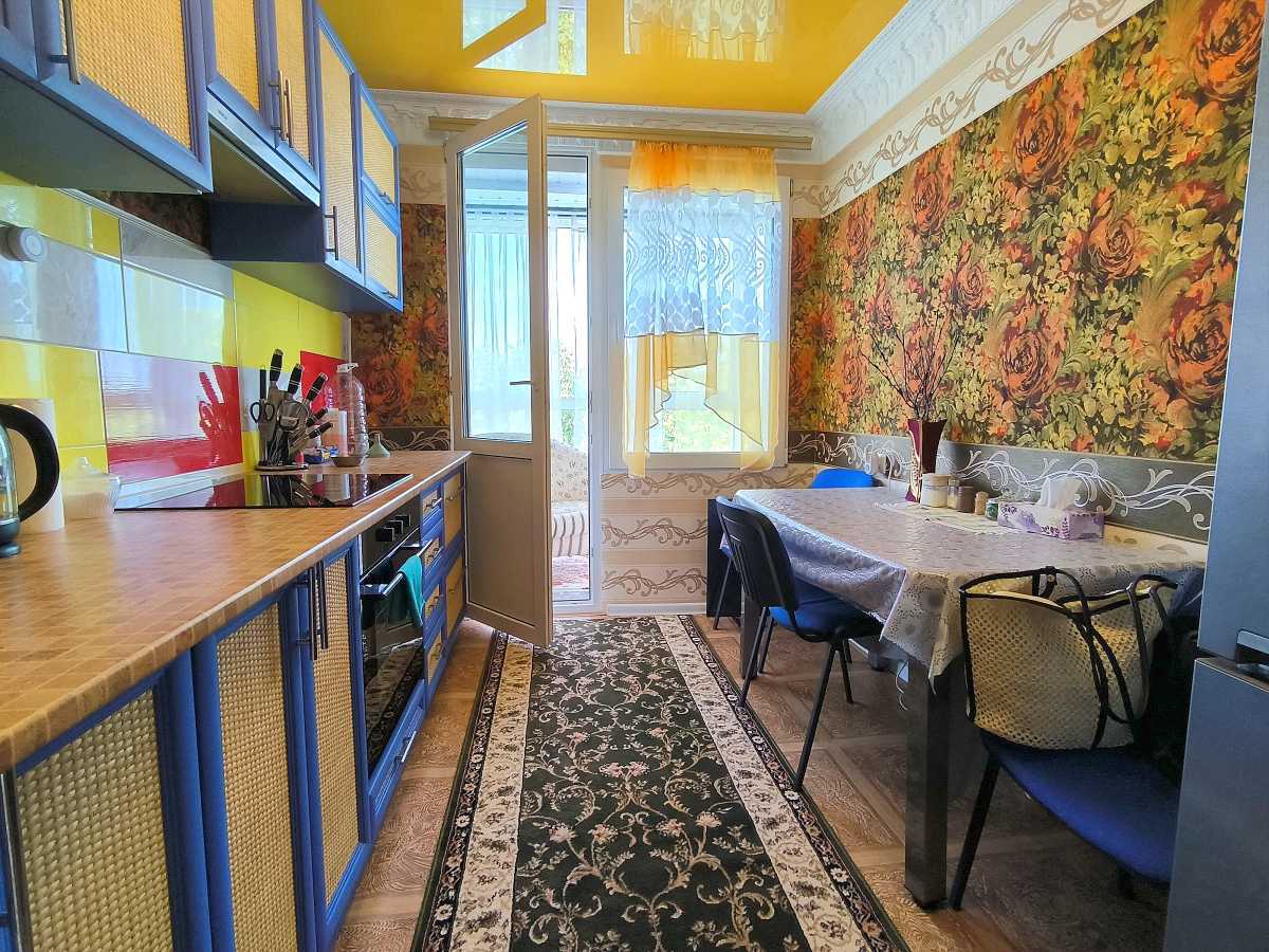 Продажа 2-комнатной квартиры 49.5 м², комсомольська, 2