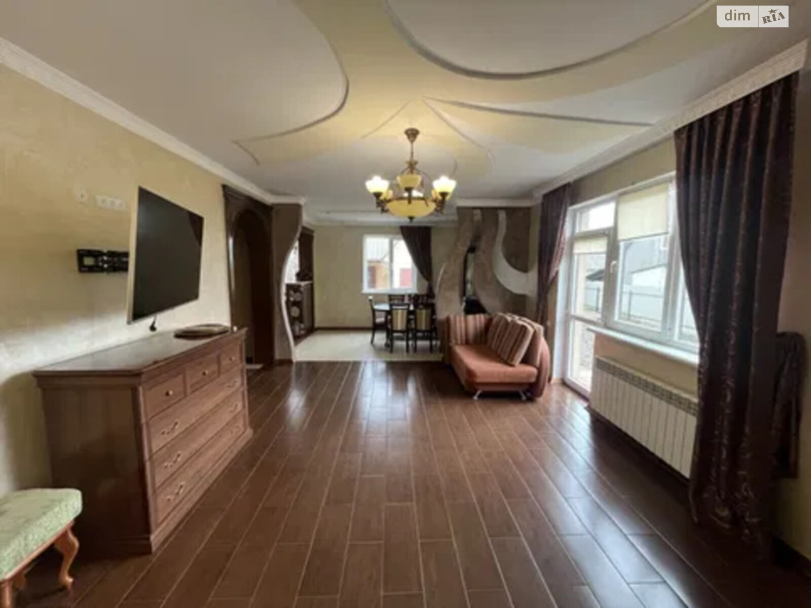 Продажа дома 195 м², Ростислава Братуня вул.