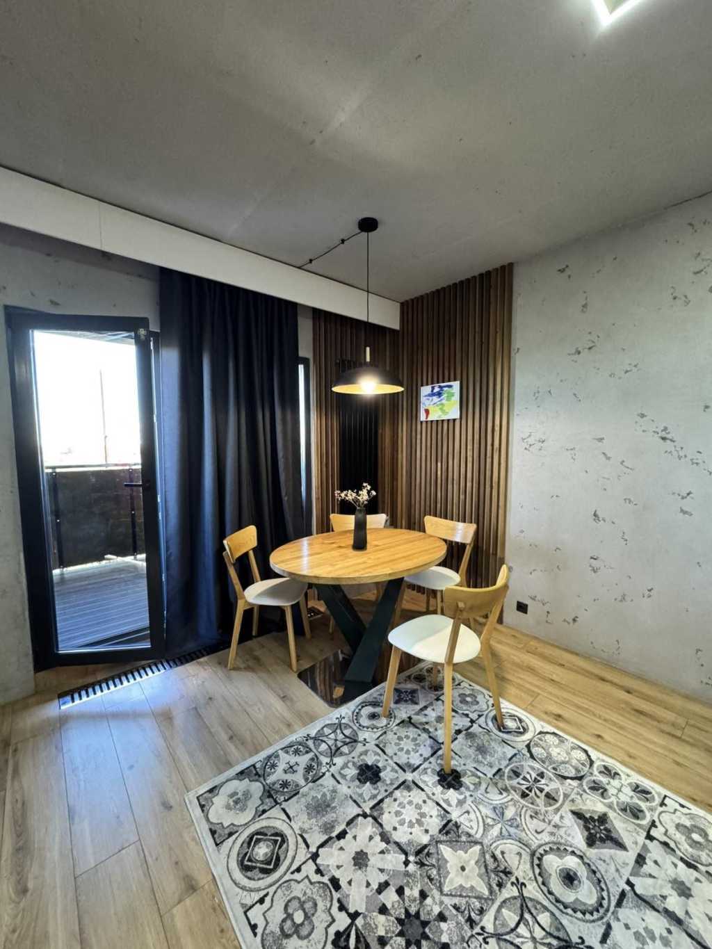 Продажа 1-комнатной квартиры 54 м², Пальохи, 1