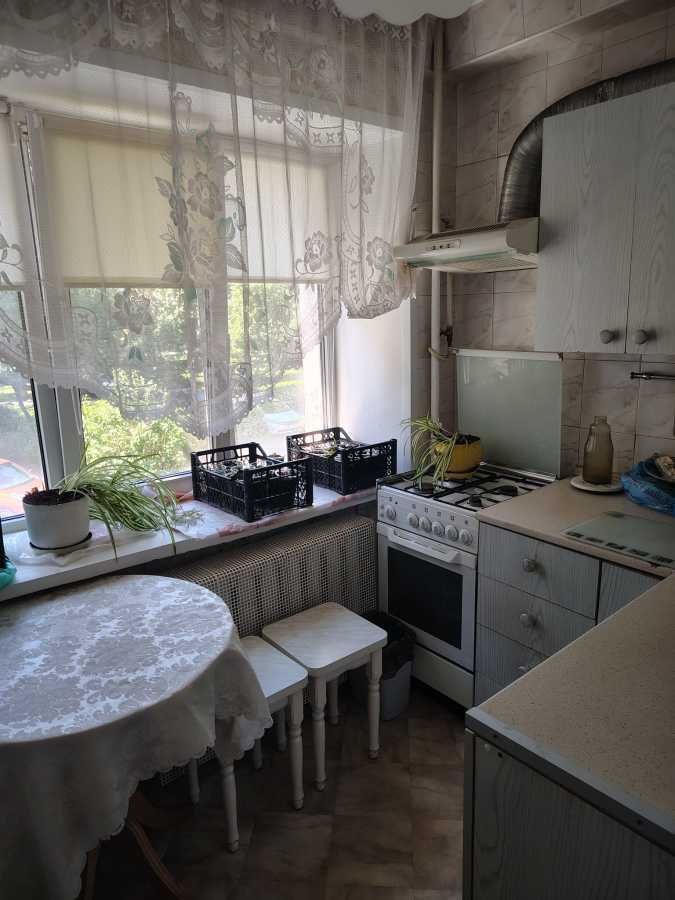 Продажа 1-комнатной квартиры 32 м², Кирилловская ул., 124