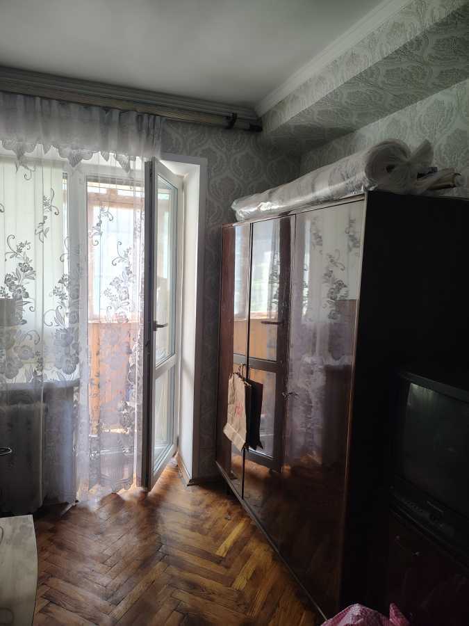 Продажа 1-комнатной квартиры 32 м², Кирилловская ул., 124