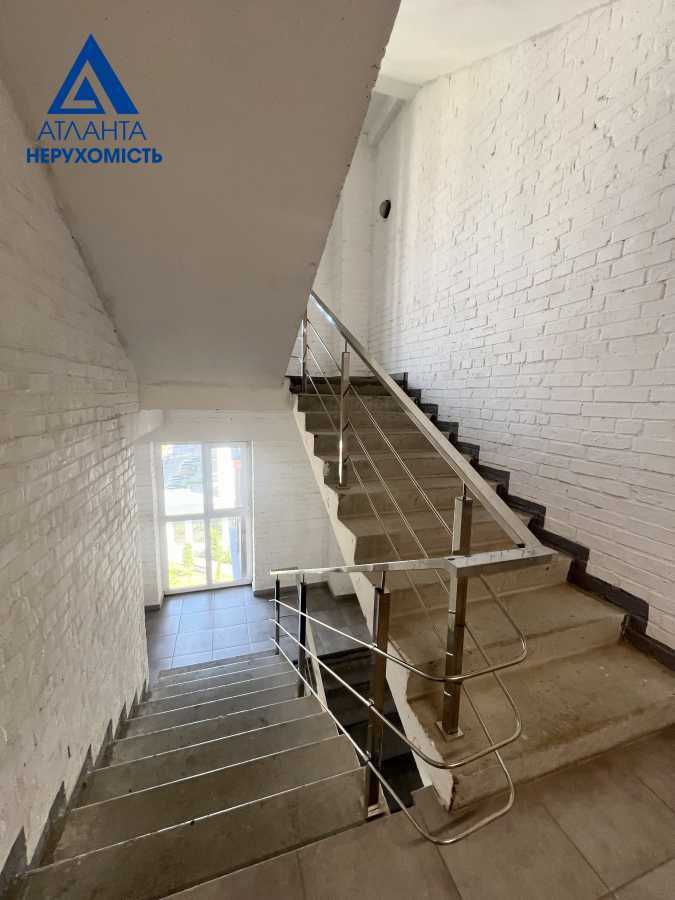 Продажа 2-комнатной квартиры 77 м², Привокзальная ул., 10б