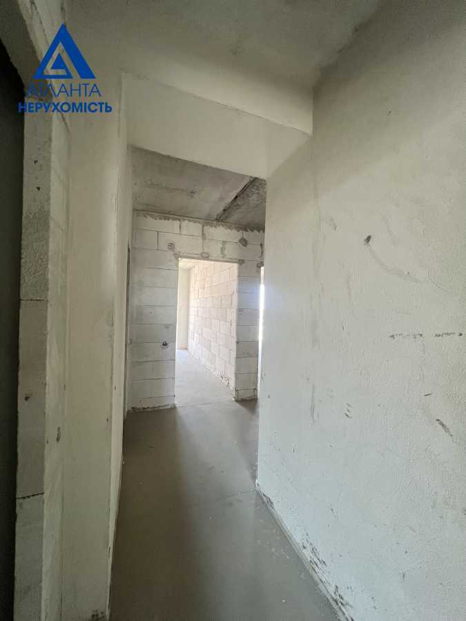 Продажа 2-комнатной квартиры 77 м², Привокзальная ул., 10б