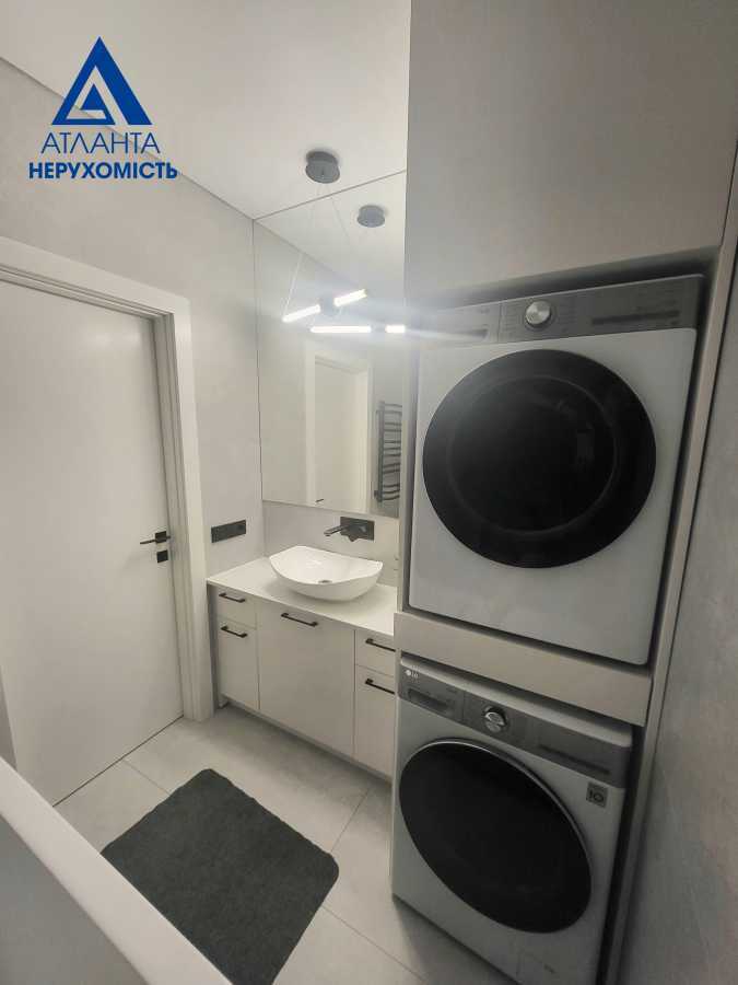 Продажа 3-комнатной квартиры 81 м², Подільська, 4