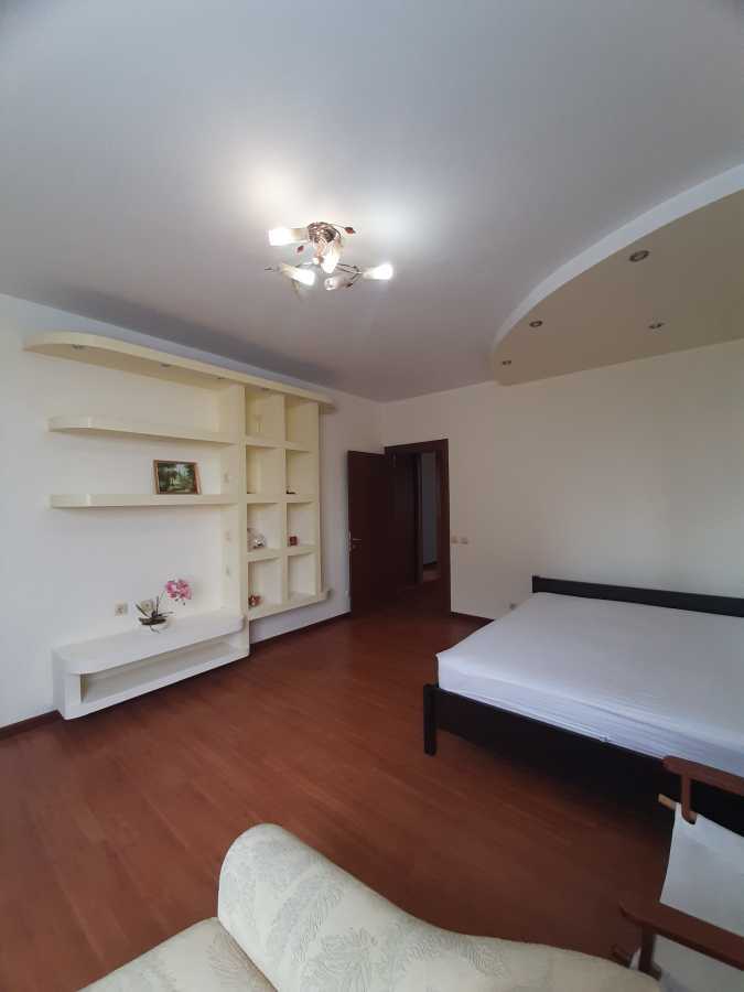 Продажа 1-комнатной квартиры 52 м², Бориса Гмыри ул., 6