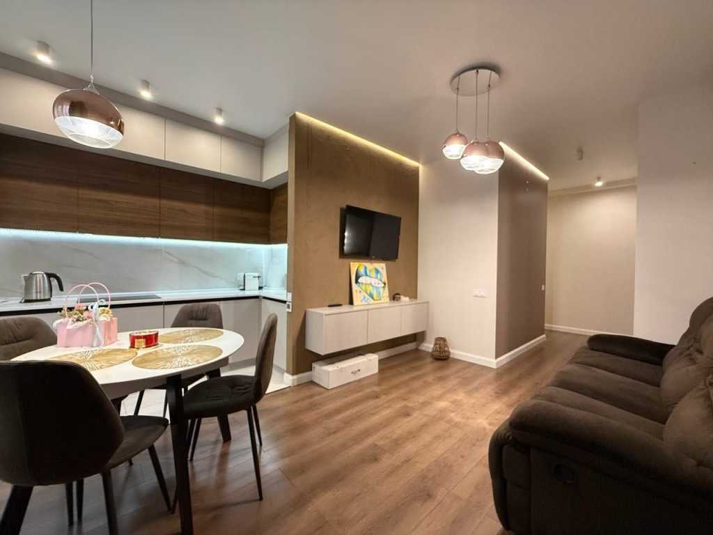 Аренда 2-комнатной квартиры 60 м², Михаила Максимовича ул., 24Б