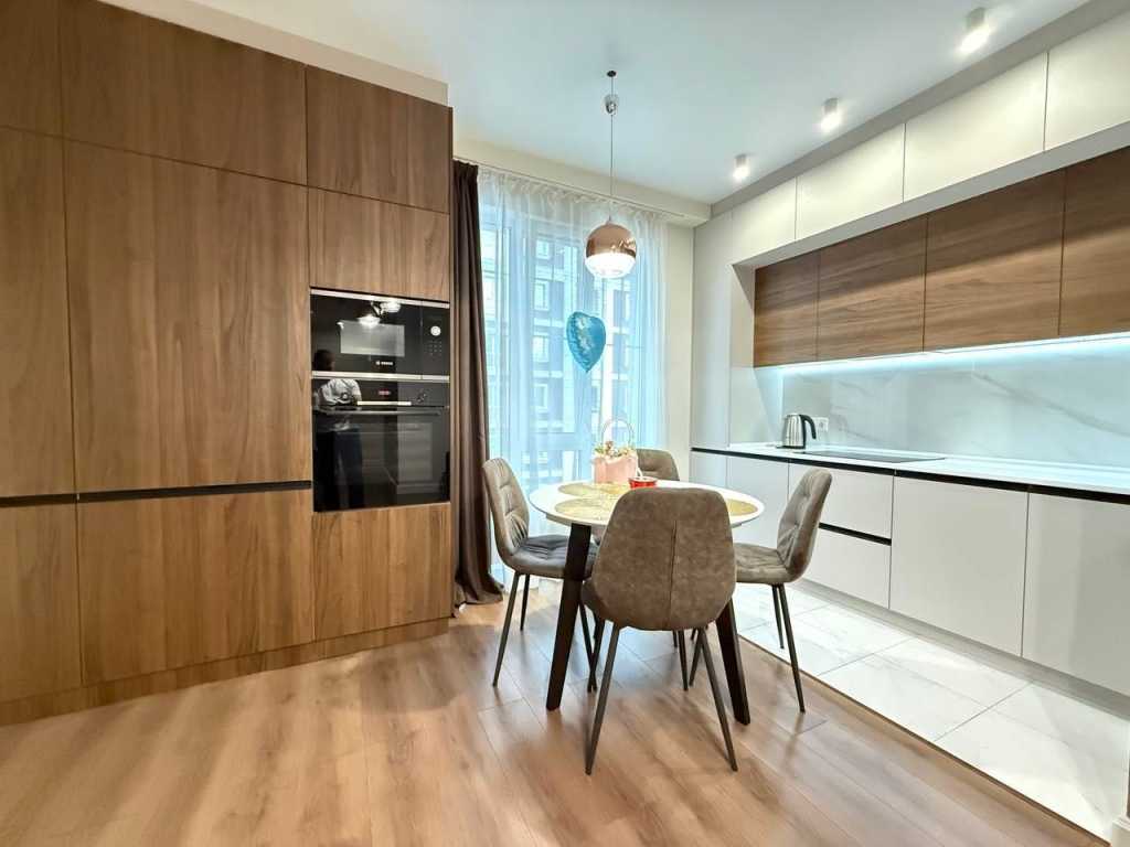Аренда 2-комнатной квартиры 60 м², Михаила Максимовича ул., 24Б