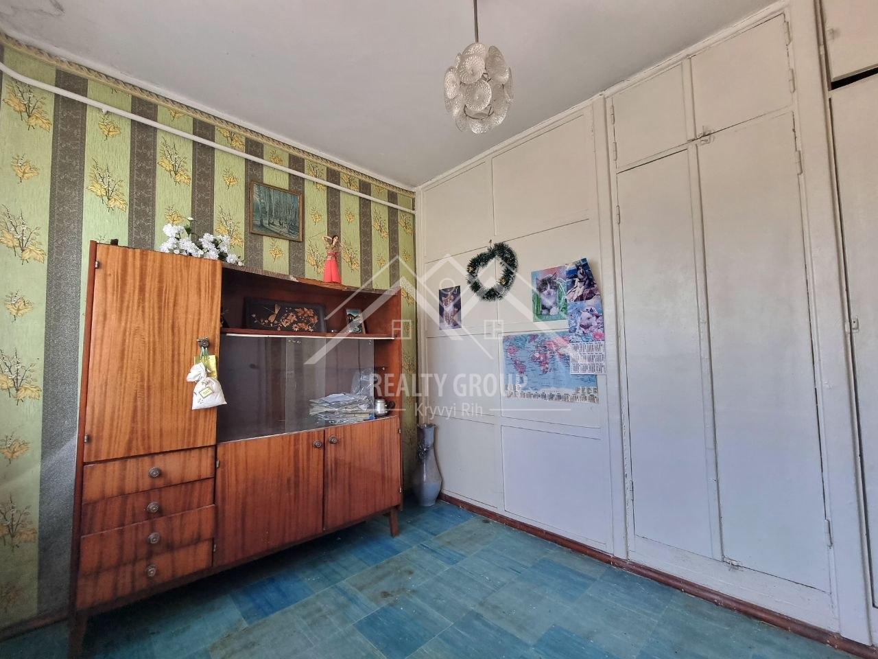 Продажа 3-комнатной квартиры 47.7 м², Покровская ул.