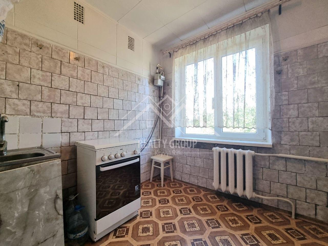 Продажа 3-комнатной квартиры 47.7 м², Покровская ул.