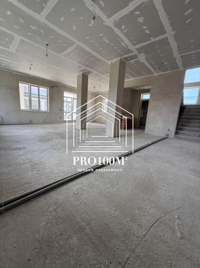 Продаж будинку 168 м²