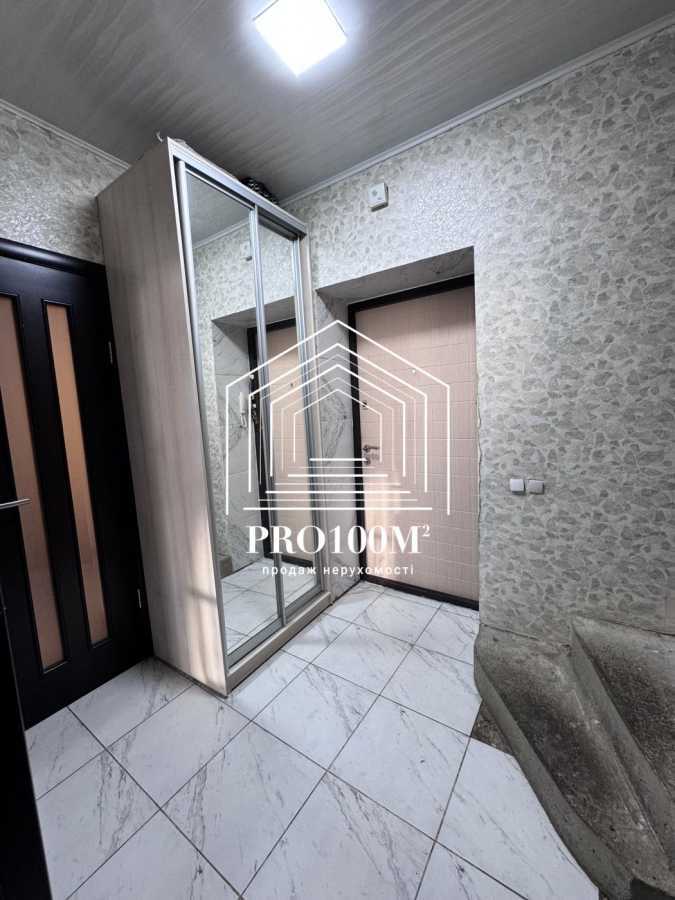 Продажа 4-комнатной квартиры 85 м², Михаила Величко ул., 7