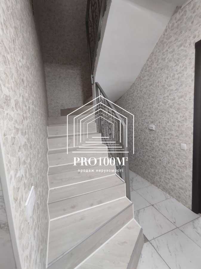 Продажа 4-комнатной квартиры 85 м², Михаила Величко ул., 7