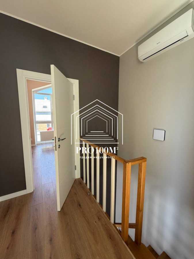 Продажа 3-комнатной квартиры 93 м², Михаила Величко ул., 9