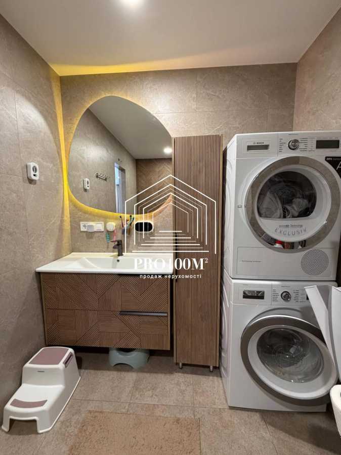 Продажа 4-комнатной квартиры 145 м², Михаила Величко ул., 40/1