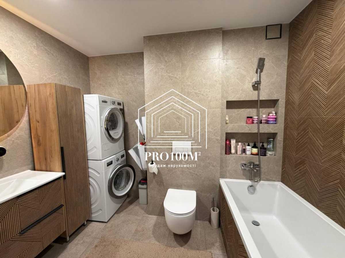 Продажа 4-комнатной квартиры 145 м², Михаила Величко ул., 40/1