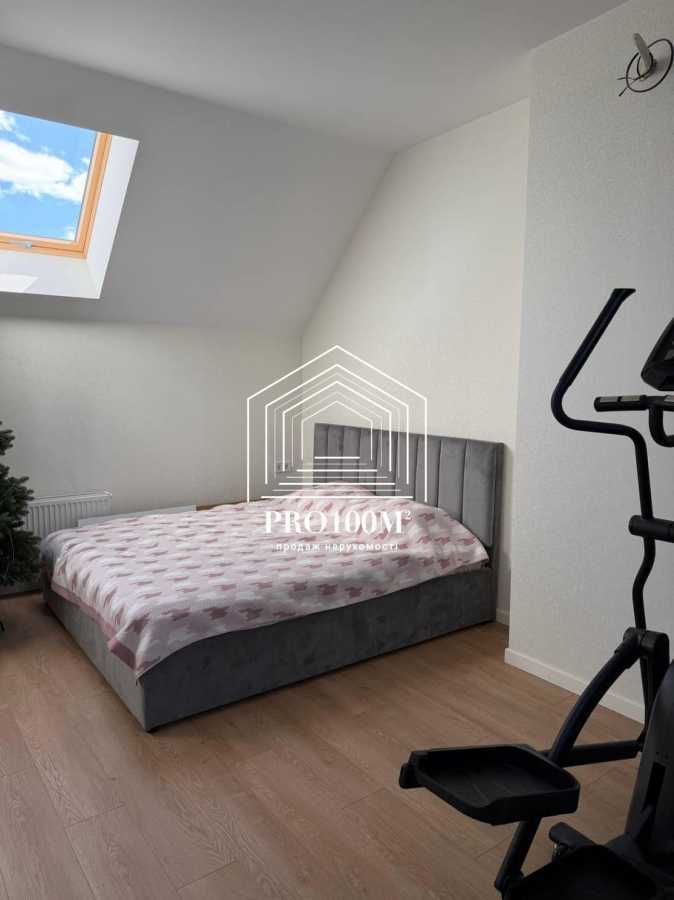 Продажа 4-комнатной квартиры 145 м², Михаила Величко ул., 40/1