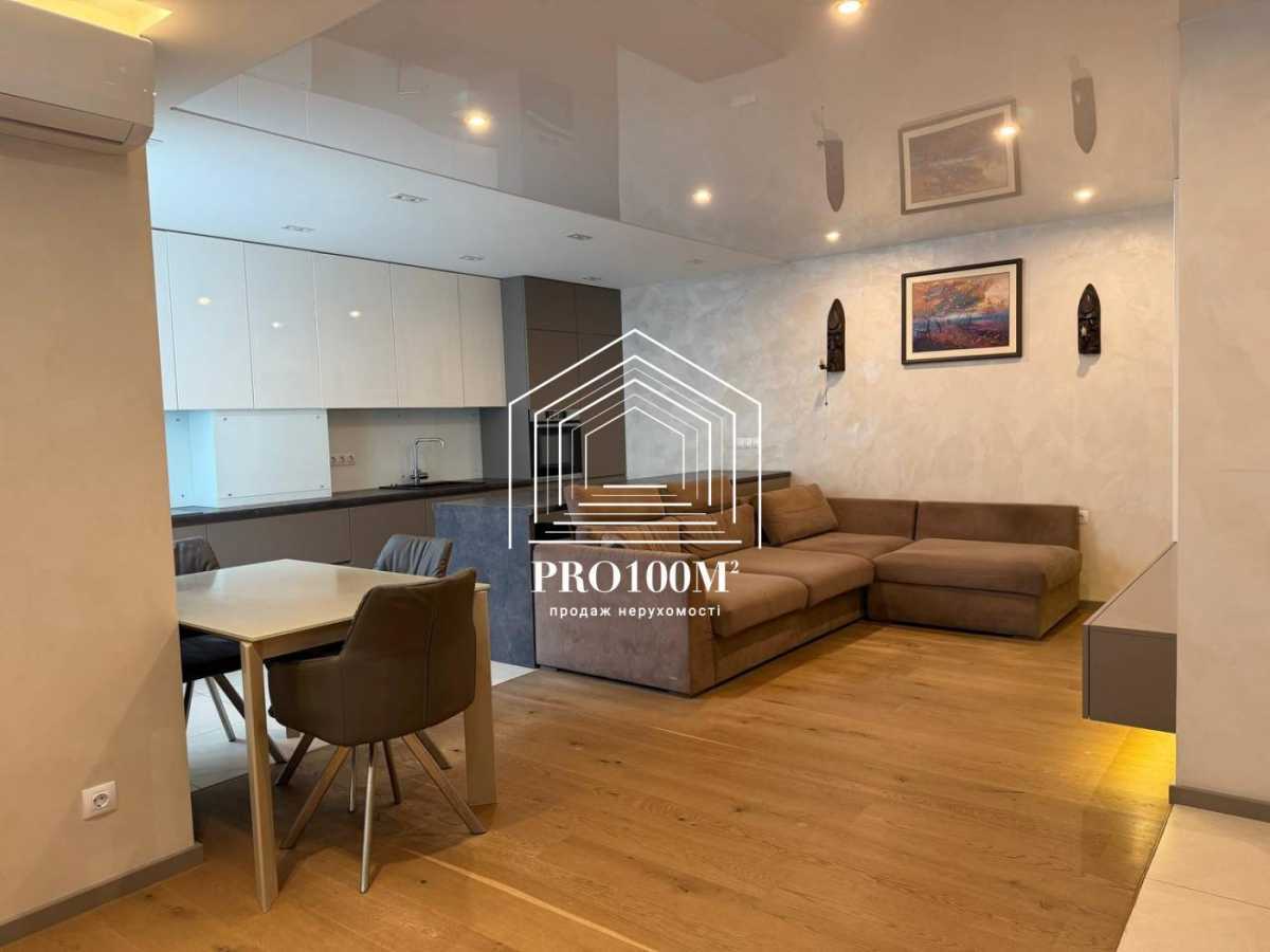 Продаж 2-кімнатної квартири 62.5 м², Михайла Величка вул., 6А