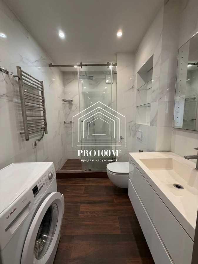 Продаж 2-кімнатної квартири 62.5 м², Михайла Величка вул., 6А