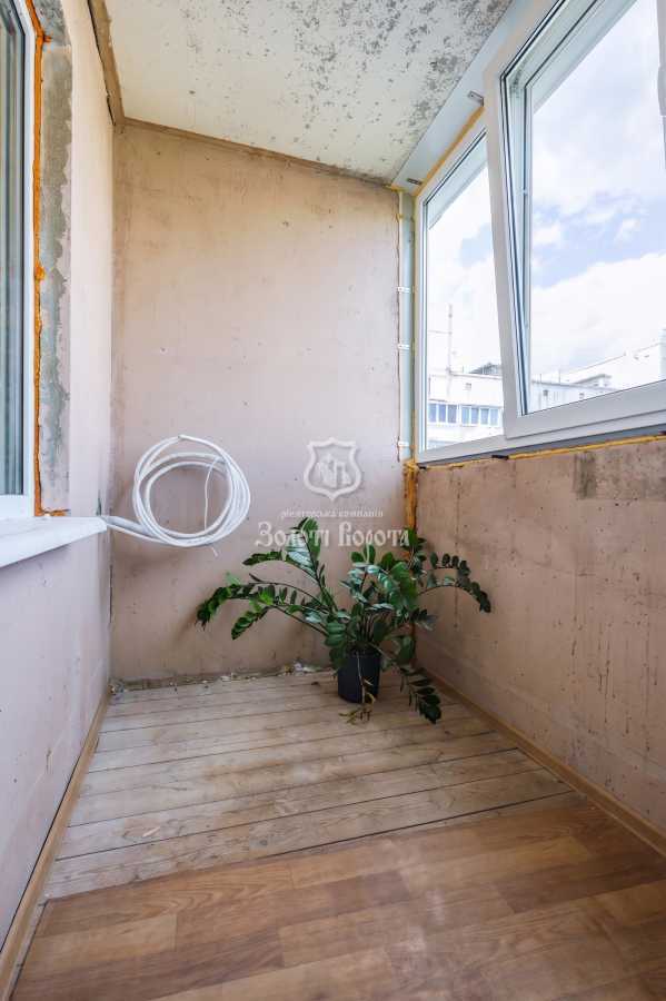 Продаж 3-кімнатної квартири 81.3 м², Вишняківська вул., 5А