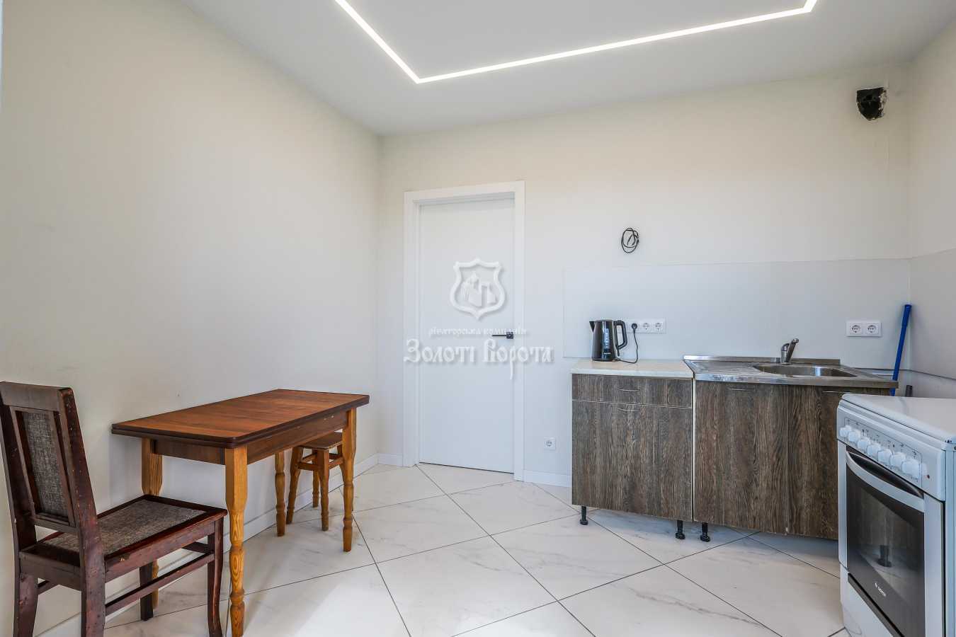 Продаж 3-кімнатної квартири 81.3 м², Вишняківська вул., 5А