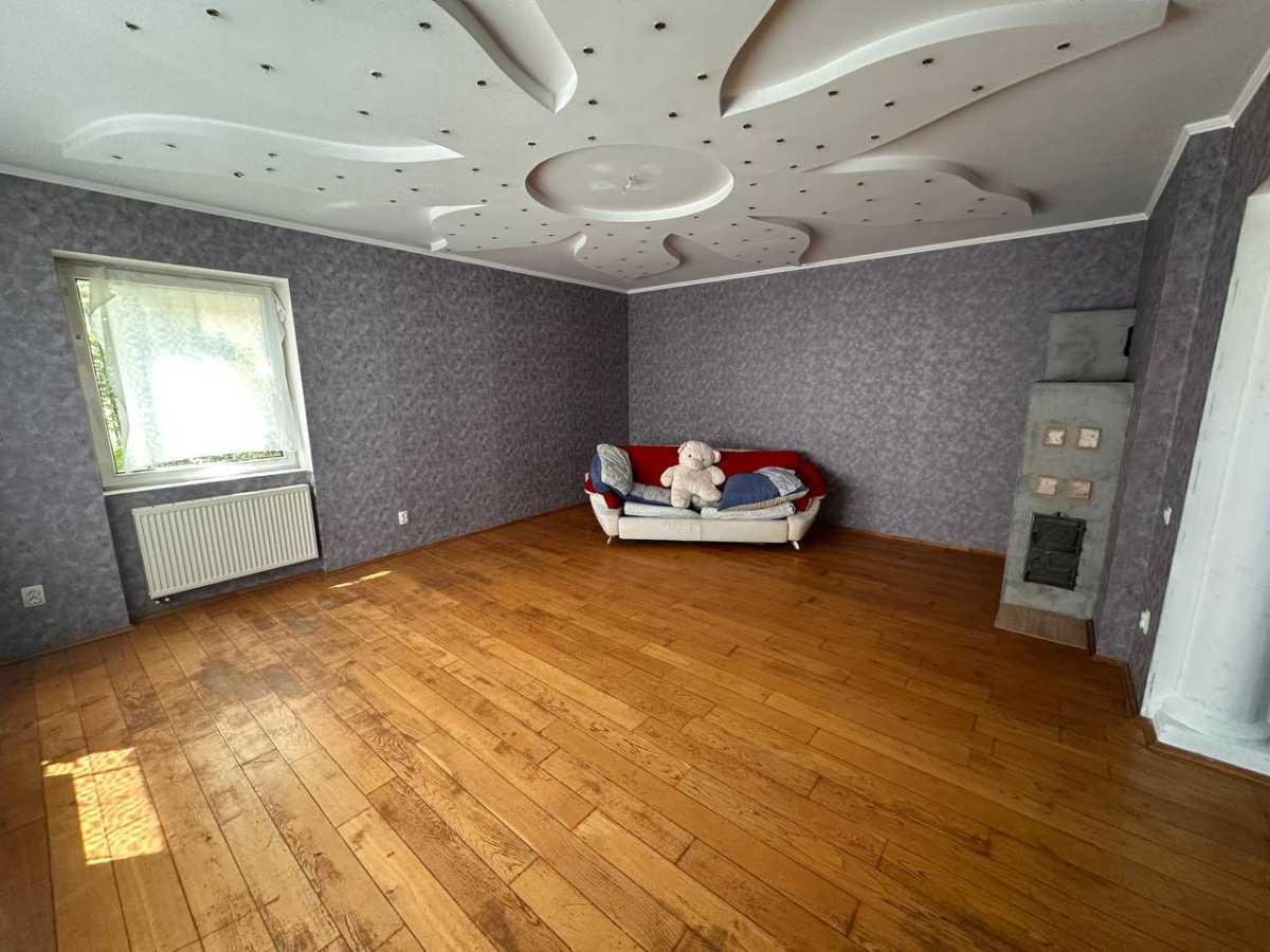 Продажа 5-комнатной квартиры 658 м², Озерянка